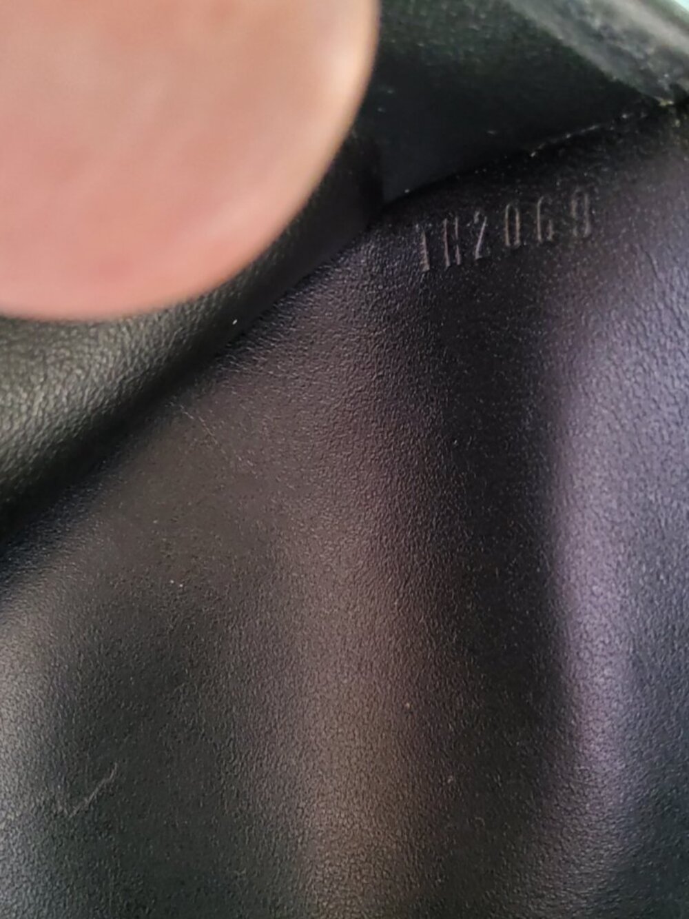 Louis Vuitton Suhali Leather Porteuille Trifold Wallet - Picture 5 of 11